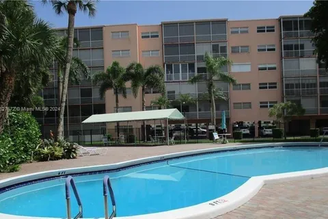 1425 Atlantic Shores Blvd # 409, Hallandale Beach FL 33009