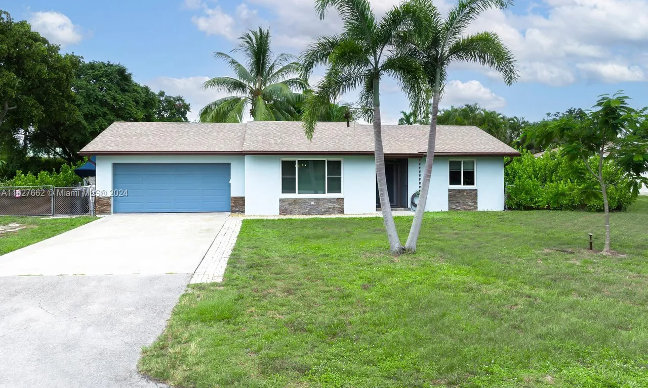 11128 Monet Terrace, Palm Beach Gardens FL 33410