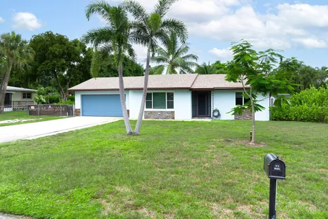 11128 Monet Terrace, Palm Beach Gardens FL 33410