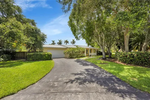 16751 SW 78th Ave, Palmetto Bay FL 33157