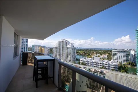 6039 Collins Ave # 1728, Miami Beach FL 33140