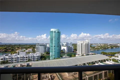 6039 Collins Ave # 1728, Miami Beach FL 33140