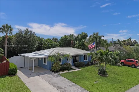 9858 Daisy Ave, Palm Beach Gardens FL 33410