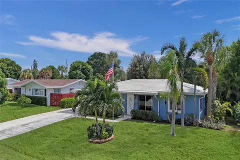 9858 Daisy Ave, Palm Beach Gardens FL 33410