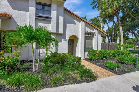 5733 Fox Hollow Dr # A, Boca Raton FL 33486