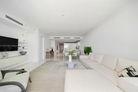 10203 Collins Ave # 904, Bal Harbour FL 33154