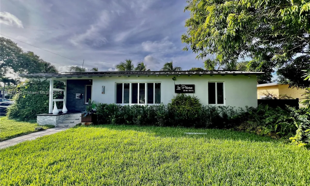 189 NW 105th St, Miami Shores FL 33150