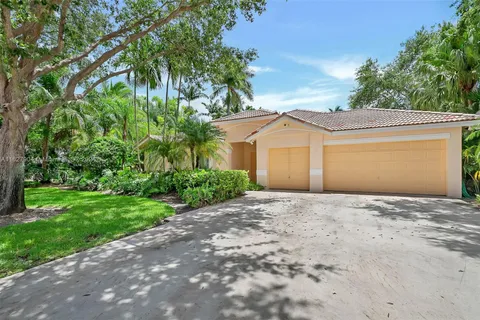 7984 SW 187th St, Cutler Bay FL 33157