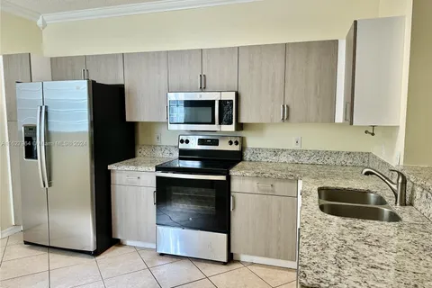 3875 San Simeon Cir # 3875, Weston FL 33331