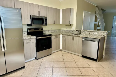 3875 San Simeon Cir # 3875, Weston FL 33331