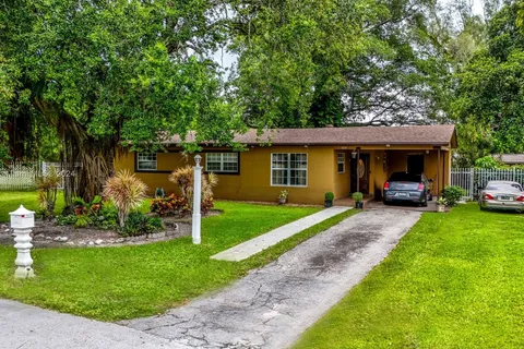 6210 SW 63rd Ter, South Miami FL 33143