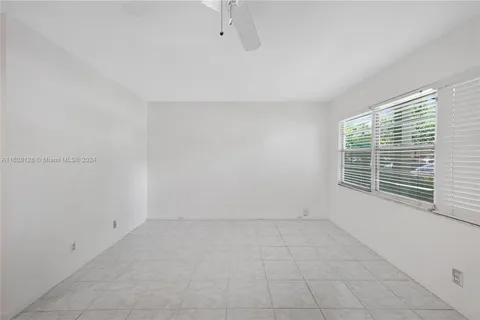 13250 SW 7th Ct # 110L, Pembroke Pines FL 33027