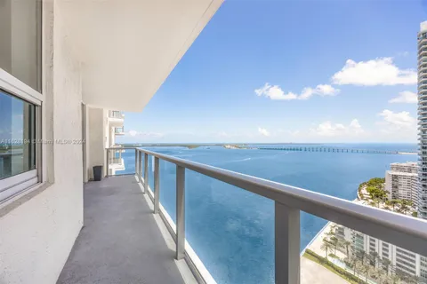 1155 Brickell Bay Dr # 2907, Miami FL 33131