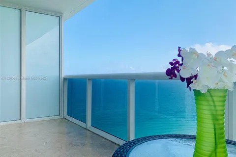 1830 S Ocean Dr # 3605, Hallandale Beach FL 33009