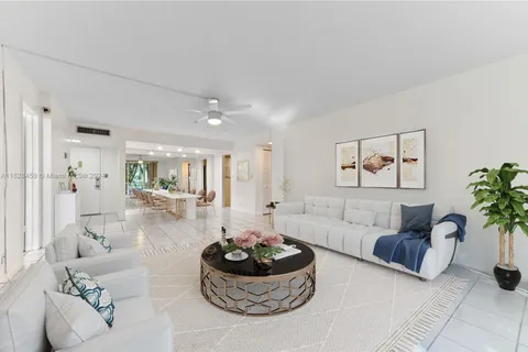 3575 S Ocean Blvd # 109, South Palm Beach FL 33480