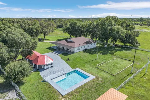 2650 pioneer 15th st, Clewiston FL 33440