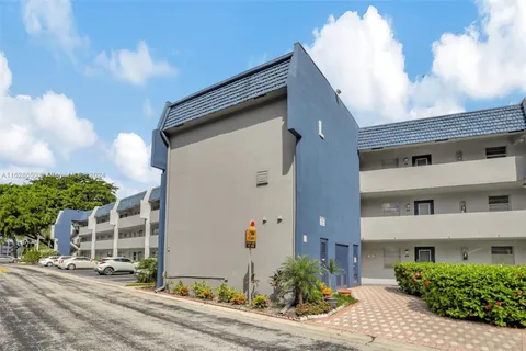 7897 Golf Cir Dr # 107, Margate FL 33063