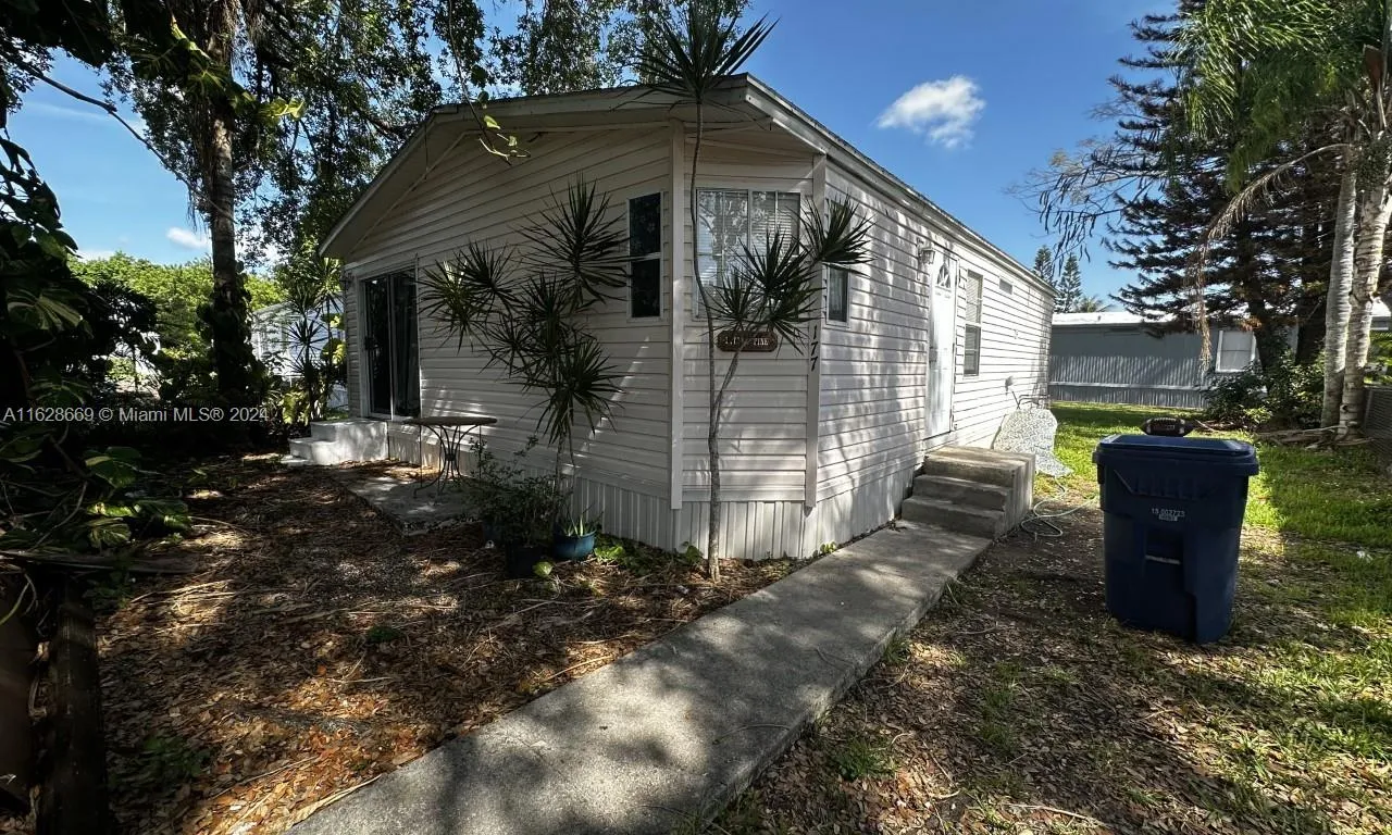 35250 SW 177 Ct no. 177, Homestead FL 33034