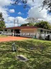 51 Hunting Lodge Ct, Miami Springs FL 33166