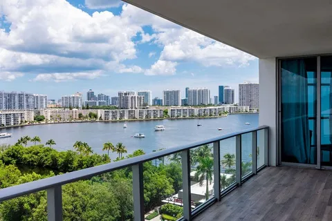 17301 Biscayne Blvd # 902, North Miami Beach FL 33160