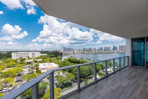 17301 Biscayne Blvd # 902, North Miami Beach FL 33160