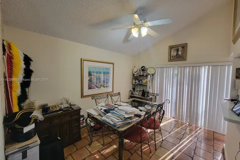 7101 SW 67th Ave # 1, South Miami FL 33143