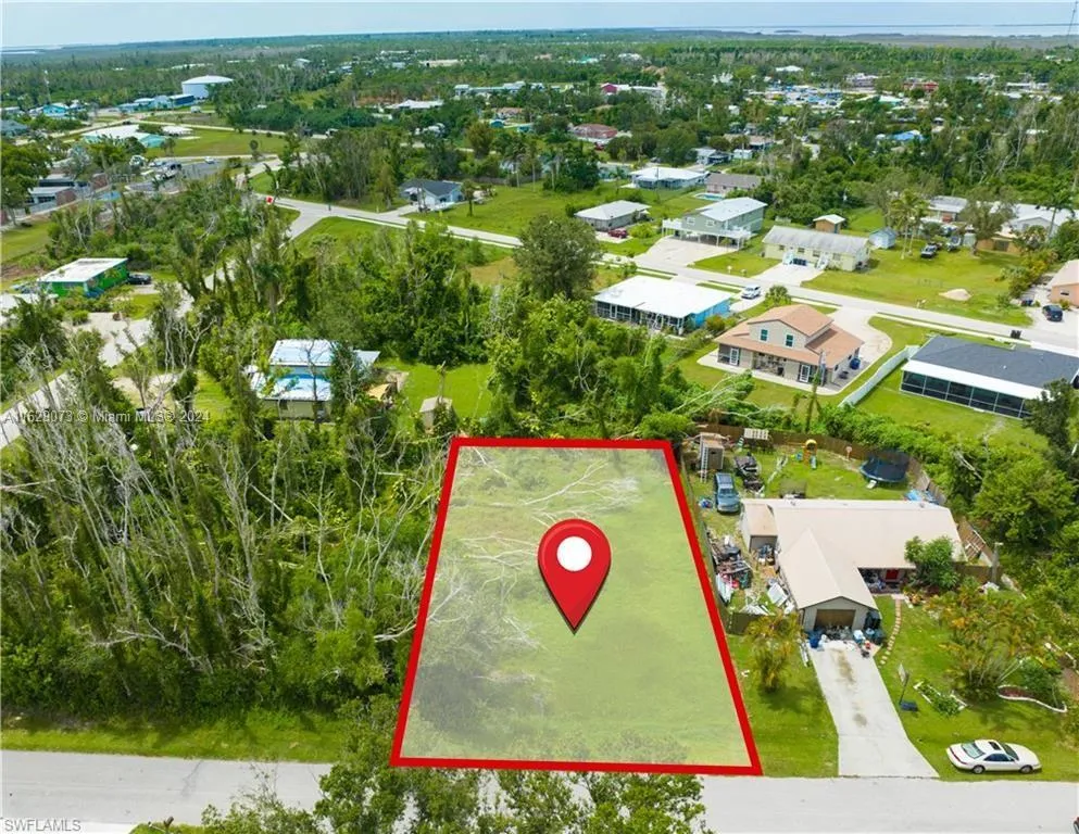 5409 Phillips ST, Other City - In The State Of Florida FL 33922