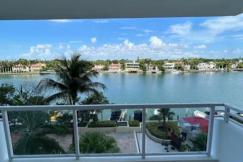 5600 Collins Ave # 5R, Miami Beach FL 33140