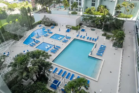 1800 N Bayshore Drive # 1803, Miami FL 33132