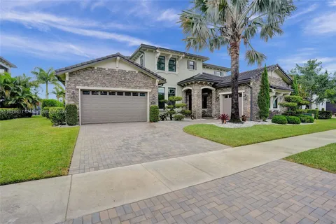 8685 E Watercrest Cir E, Parkland FL 33076