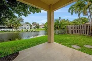 2010 NW 98th Way # 1, Pembroke Pines FL 33024