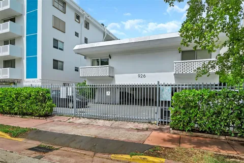 926 Michigan Ave # 4, Miami Beach FL 33139