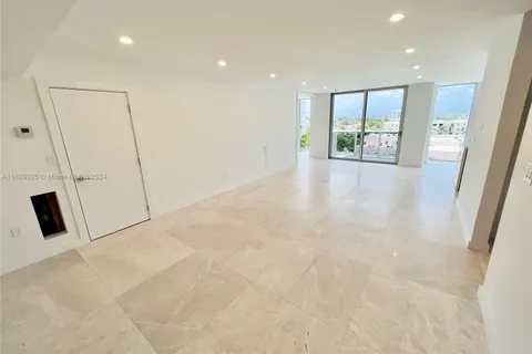 900 Bay Dr # 605, Miami Beach FL 33141