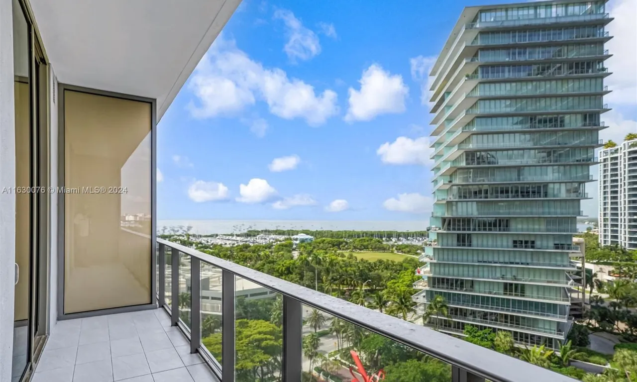 2655 S Bayshore Dr # 1007, Coconut Grove FL 33131