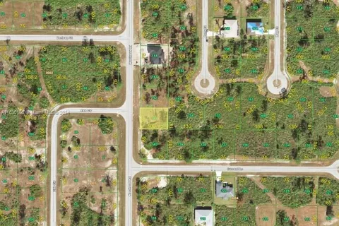 87 Masthead Rd, Other City - In The State Of Florida FL 33946