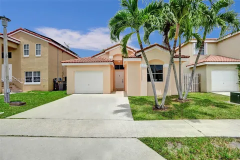 7325 Flores Way, Margate FL 33063