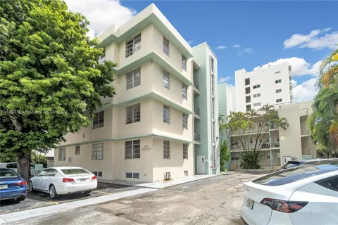 1751 Washington Ave # 2F, Miami Beach FL 33139