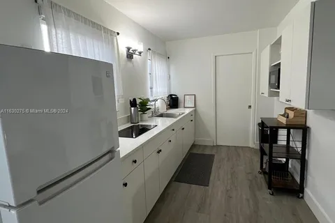 2788 SW 33rd Ct # B, Miami FL 33133