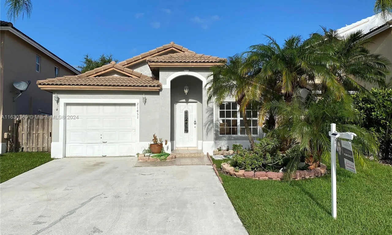 21451 SW 88th Ave, Cutler Bay FL 33189