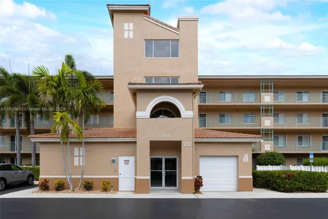 12511 Imperial Isle Dr # 308, Boynton Beach FL 33437