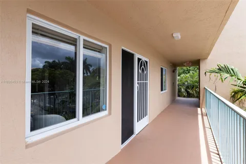 12511 Imperial Isle Dr # 308, Boynton Beach FL 33437