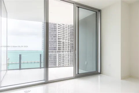 300 Biscayne Blvd Way # 2105, Miami FL 33131