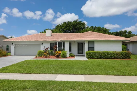 21553 Chipmunk Ln, Boca Raton FL 33428