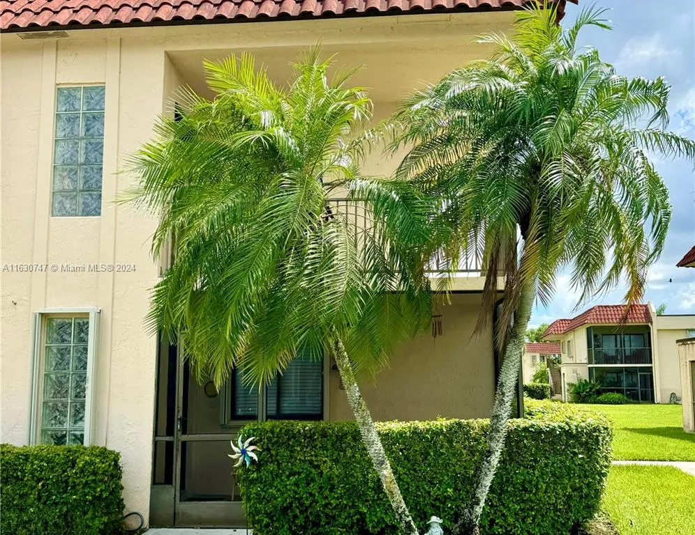 16461 Blatt Blvd # 104, Weston FL 33326