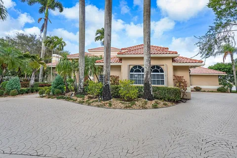 7701 Salem Ln, Parkland FL 33067