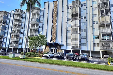 300 Diplomat Pkwy # 203, Hallandale Beach FL 33009