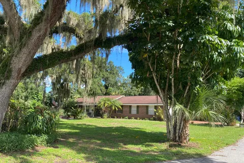 225 COTTAGE AVE, La Belle FL 33935