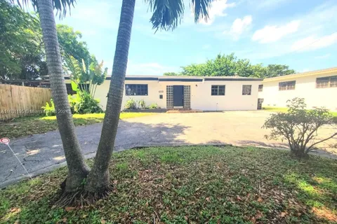 1232 NE 176th Ter, North Miami Beach FL 33162