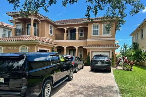 724 Cresta Cir, West Palm Beach FL 33413