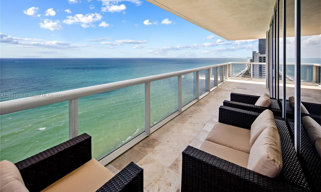 1830 S Ocean Dr # 2202, Hallandale Beach FL 33009